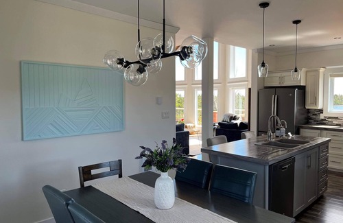 Summerford Cottage | Stunning Ocean View Home