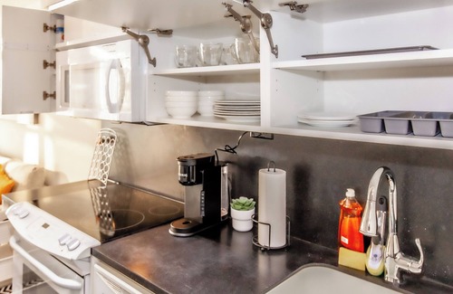 CityPlace Apartment | Stylish 2br Condo with Stunning Sunset Views