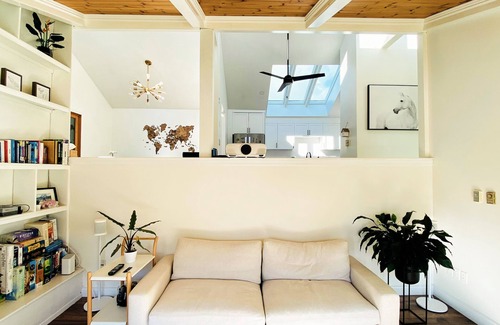 Kincardine House | Sunshine Beach House (3min to Beach) - Good Times Guaranteed