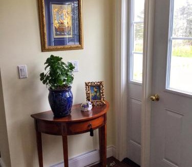 Clark's Harbour Bed & Breakfast | The East Wind Guesthouse