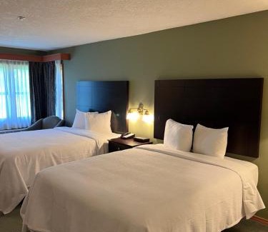 Regional District of Nanaimo Hotel | The Grand Hotel Nanaimo