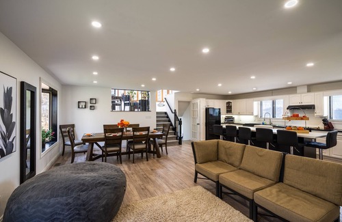 Georgian Bluffs House | The Hideaway - 35 Acres with Hot Tub, Fire Pit, & BBQ