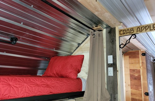 East Kootenay Hostel | The Orchard Hostel Private Bunks