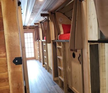 East Kootenay Hostel | THE ORCHARD (HOSTEL WITH PRIVATE BUNKS)