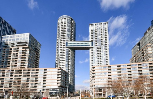 CityPlace Apartment | The Place To Stay! AMENTITIES + DT + PARKING