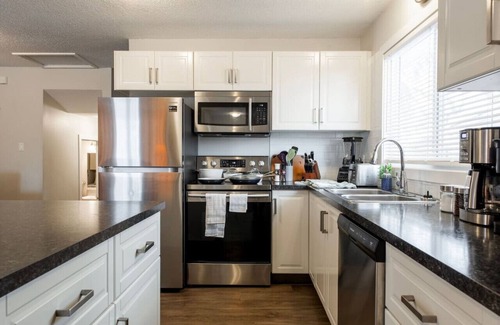 Grande Prairie Apartment | The Spruce Willis Suite