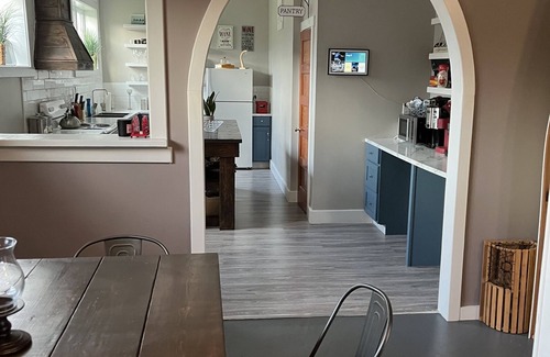 Small Point-Adam's Cove House | The Ultimate Getaway: Relax in Perrys Cove, Newfoundland.