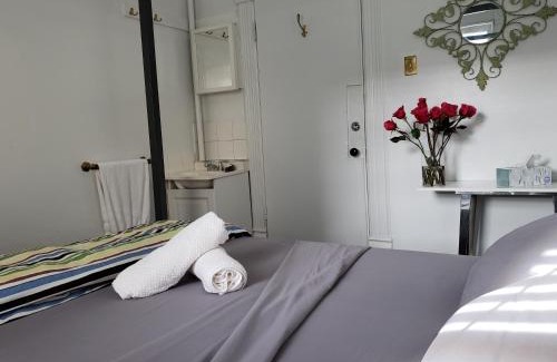 Central House | Vancouver Hideaway Guesthouse