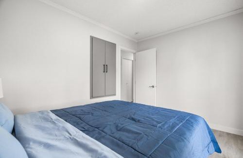 Southeast Calgary House | Very Central& Fully Renovated - Near Zoo& Downtown