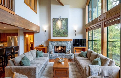 Whistler Village House | Village Townhome with Hot Tub, Patio, BBQ, Air Con