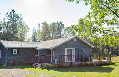 Stanhope House | Water View Cottage In Stanhope, A Short Walk To National Park Beaches