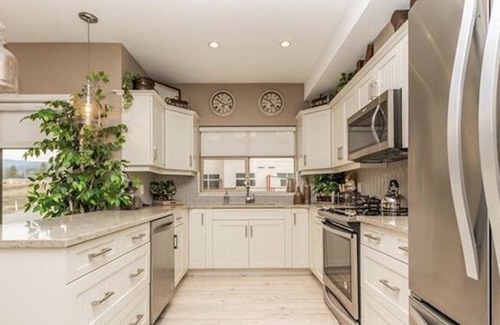 Central Okanagan Condo | West Kelowna Paradise! Gorgeous Condo, Great Location!