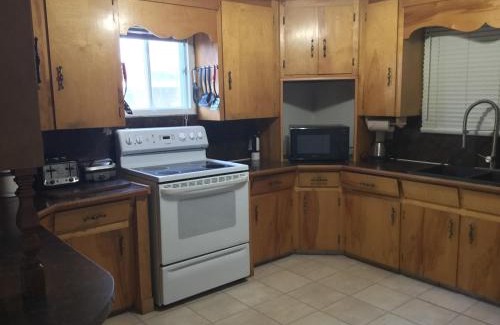 Tiddville Apartment | Whale Cove Suites