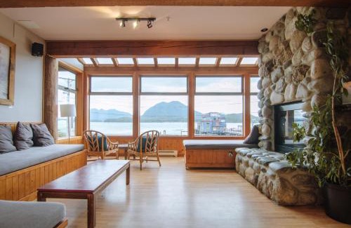Tofino Hostel | Whalers Guesthouse