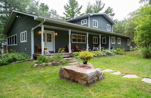 The Archipelago Cottage | Woods Bay Lookout, Georgian Bay