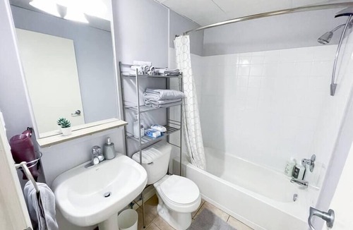 Downtown Edmonton Apartment | 1 Bdrm Loft W/Parking