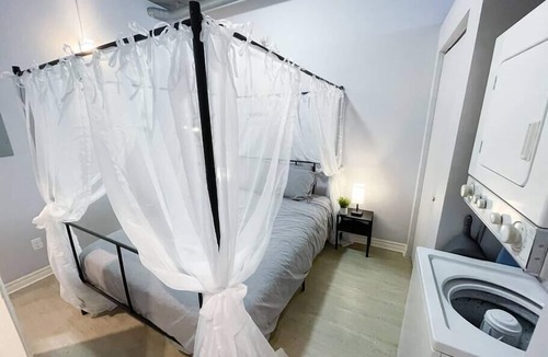 Downtown Edmonton Apartment | 1 Bdrm Loft W/Parking