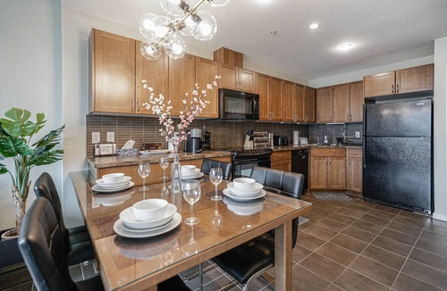 Victoria Park Condo | 1 bedroom high floor condo with beautiful downtown view