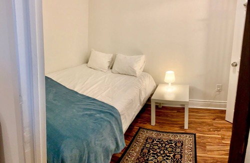 High Park North Apartment | 1 Bedroom North of High park & near Keele Subway Station