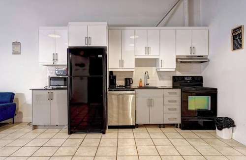 Villeray Apartment | #1 - Loft - Plaza St-hubert - Montreal Center