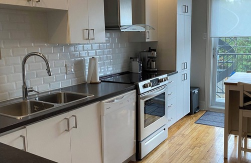 Verdun Apartment | 10 MIN. DOWNTOWN MONTREAL
