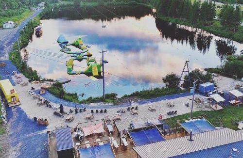 Saint-Faustin-Lac-Carre Apartment | 1000 m² Apartment ∙ 3 bedrooms ∙ 8 guests