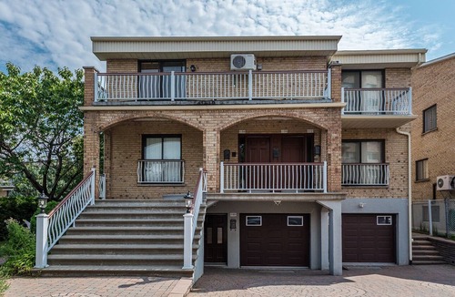 Ahuntsic-Cartierville Apartment | 1100 - CHIC DESIGNER LOVELY BEAUTIFUL COZY FLAT 1BDR