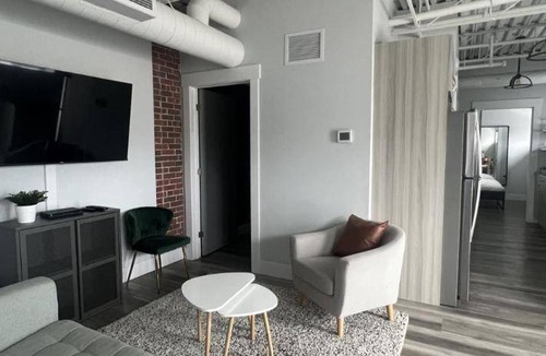 Moncton Apartment | 117 m² Serviced apartment ∙ 3 bedrooms ∙ 6 guests