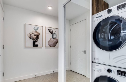 Downtown Vancouver Apartment | 1170 Barclay Street - Brand new Studio - Downtown