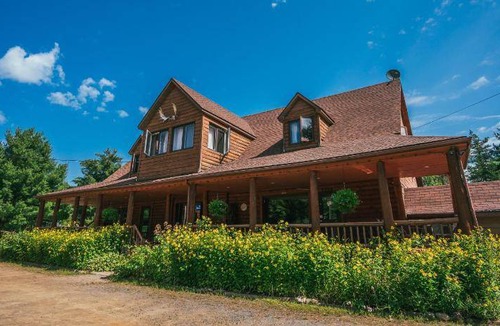 Mauricie House | 120 m² Motel ∙ 3 bedrooms ∙ 9 guests