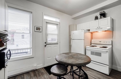 De Lorimier Apartment | #131 - Lovely Open Concept unit in Plateau Mont-Royal