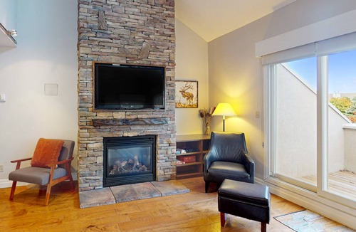 The Blue Mountains Condo | 139 m² Condo ∙ 3 bedrooms ∙ 8 guests