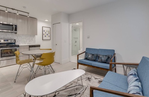 West End Apartment | 1425 Haro St - 2 Bedrooms - Downtown Vancouver