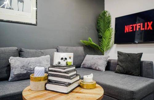 Griffintown Apartment | 150 m² Apartment ∙ 2 bedrooms ∙ 4 guests