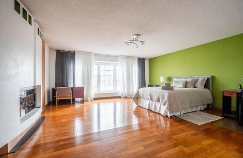 West Oakville Apartment | 190 m² Apartment ∙ 1 bedroom ∙ 1 guest