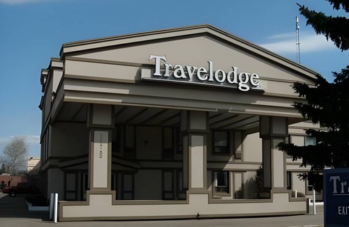 Red Deer Hotel | 193 m² Hotel ∙ 6 guests