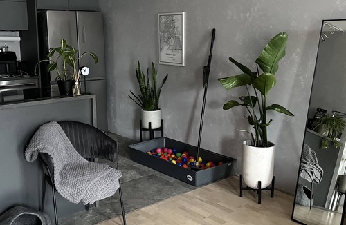 Hochelaga Condo | 19th century, historic, sparkling clean condo heart of everything