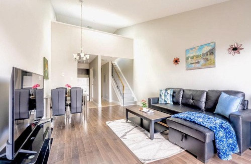 Cambridge Apartment | 1BR Condo - Near Cambridge trail and park