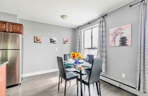 Rosedale Apartment | 1BR Glenview West Apt with Patio - Near Downtown!