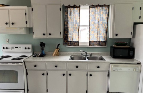 West Bay Cabin | 2 BDR cottage on Bras D'or Lakes. We are 420 friendly! - (1 of 5)