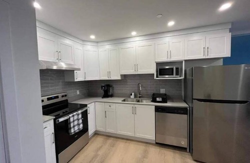 Kamloops House | 2 Bed Suite with Incredible view