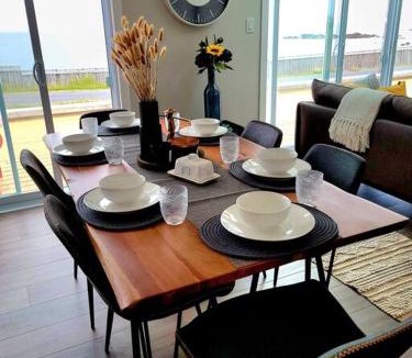 Bonavista House | 2 Bedroom 2 Bathroom Oceanfront Oasis