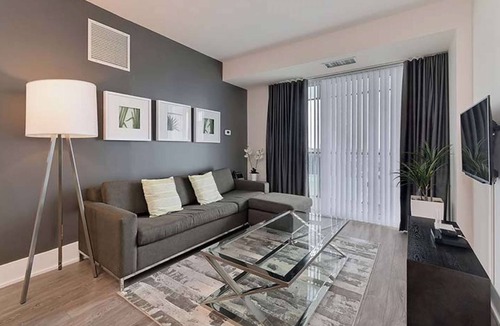 Toronto Entertainment District Apartment | 2 Bedroom/2 Bathroom Suite