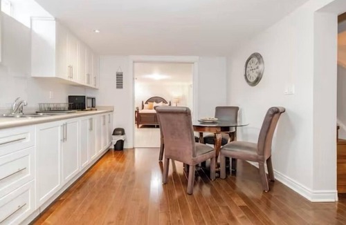 Rathwood Apartment | 2 Bedroom, 2 free parking, 5 min to Mississauga center, 20min Toronto center