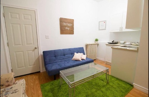 Kensington Market Apartment | 2 Bedroom apt. near Kensington Market unit 5