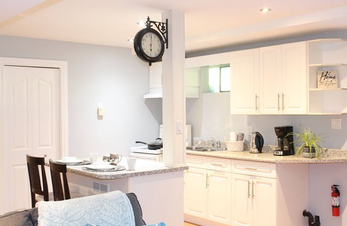 Abbotsford Apartment | 2-Bedroom basement suite with a separate entrance