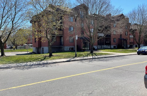 Pierrefonds-Roxboro Apartment | 2 bedroom condo in a family oriented neighbourhood