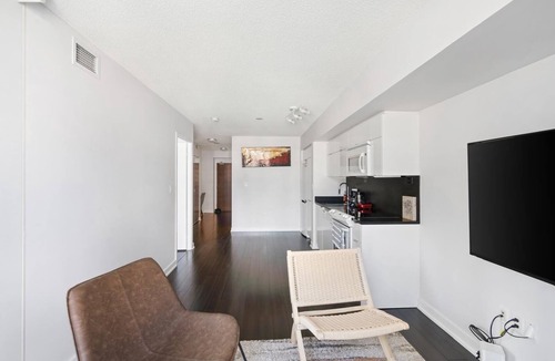 Wellington Place Condo | 2-bedroom condo in fabulous Toronto with WiFi, Parking and office area