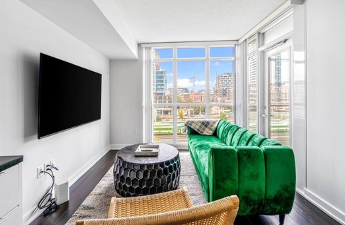 Wellington Place Condo | 2-bedroom condo in fabulous Toronto with WiFi, Parking and office area
