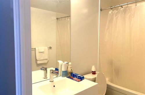 CityPlace Apartment | 2 Bedroom condo with CN tower views with parking and office space